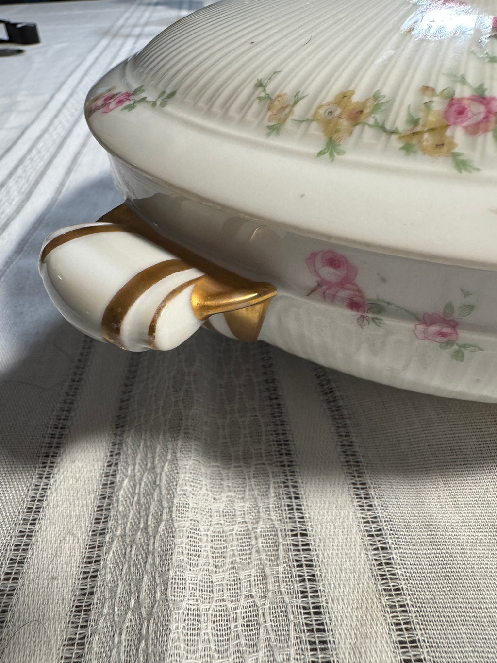 Bernardaud Limoges BER130 Covered Serving Bowl, 8 Inch