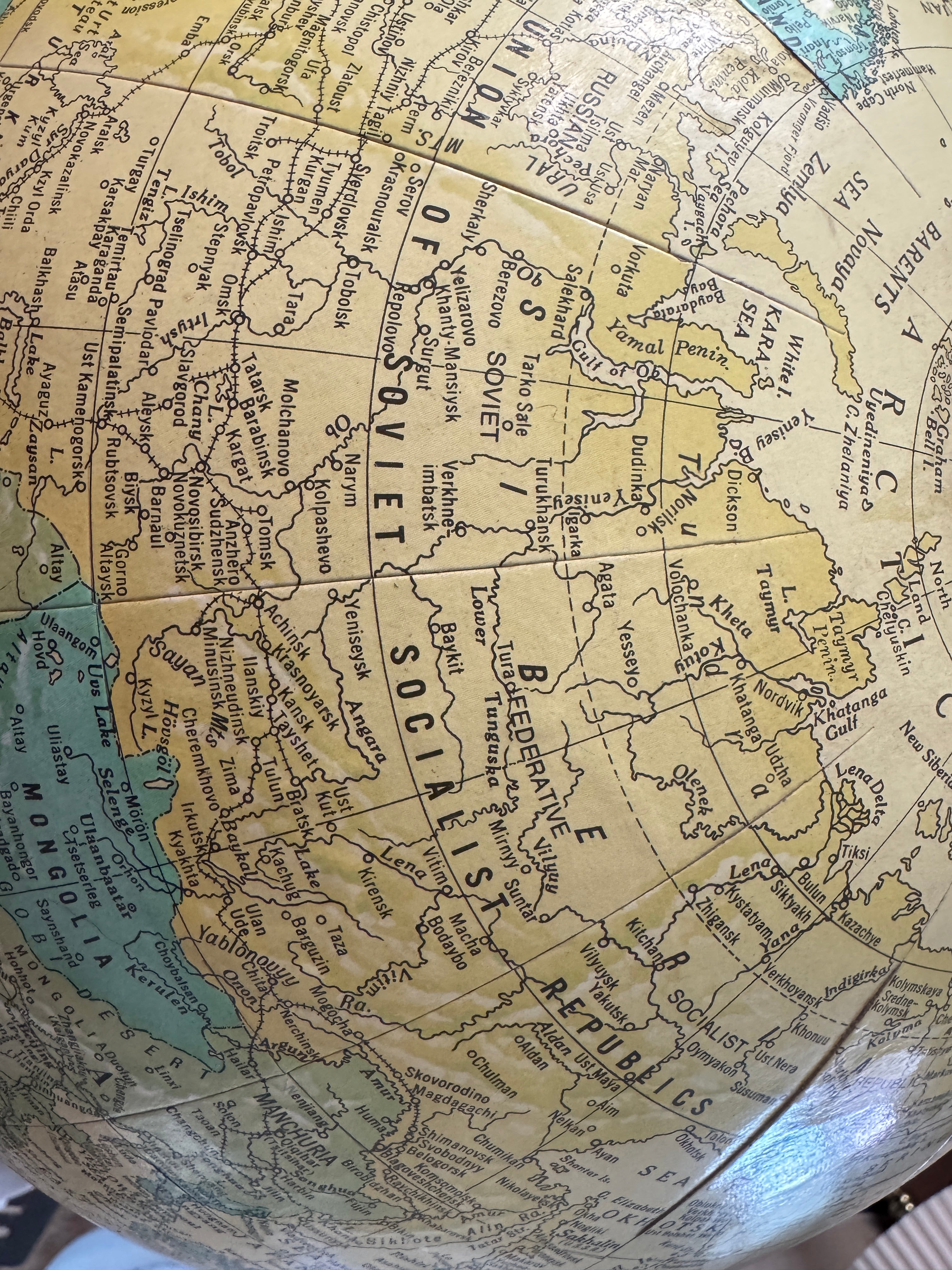 Cram's Imperial World Cold War-Era Tabletop Globe
